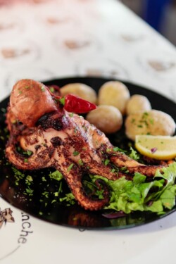 Guachinche A tomar por saco